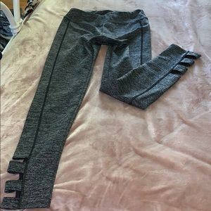 gray leggings